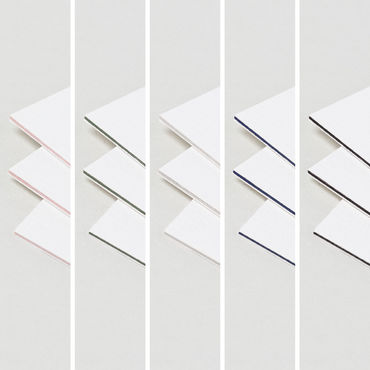 Drielaags papier overzicht tussenkleuren